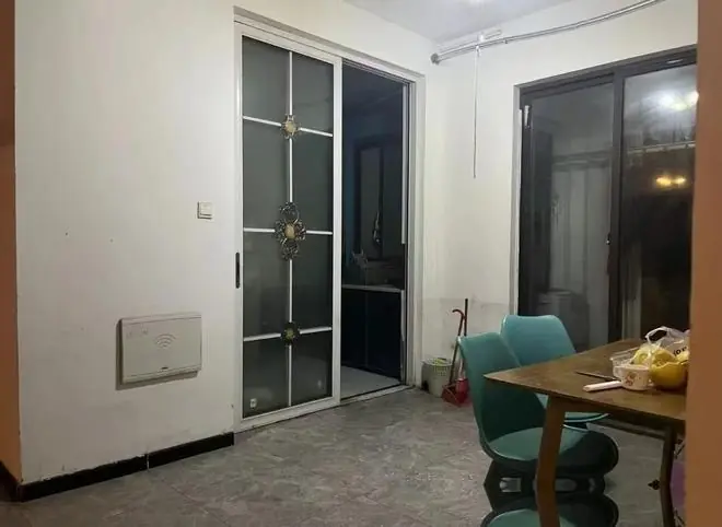 政策影响