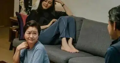 阿秀子女在家等候